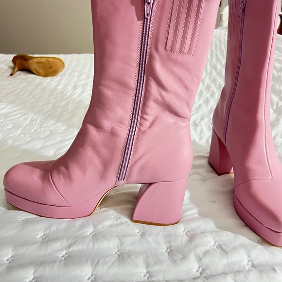 Designer leather boots in PINK MOD STYLE - Picture 1 of 5